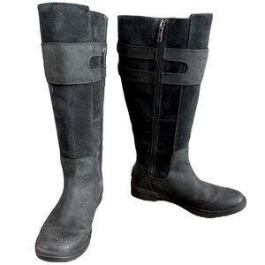 Black Zarina Ugg Boot Size 7.5